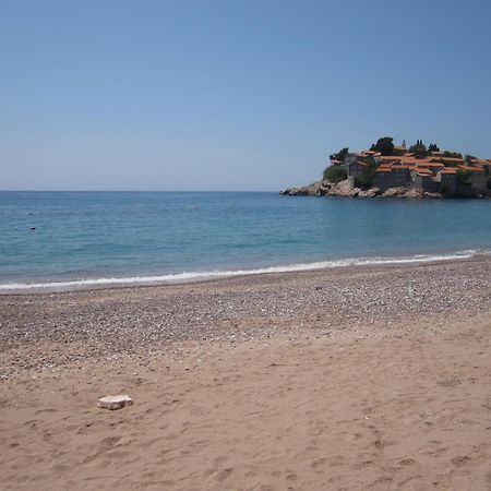 Apartments Rales Sveti Stefan Exterior foto